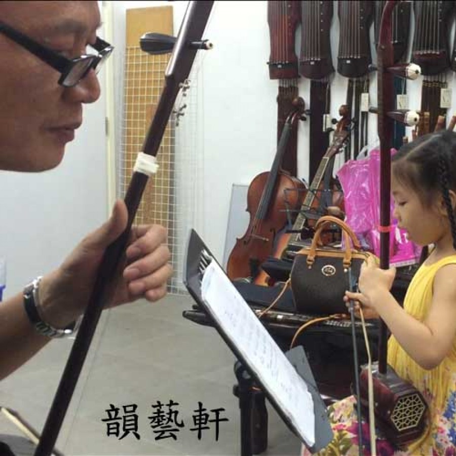 小朋友學二胡